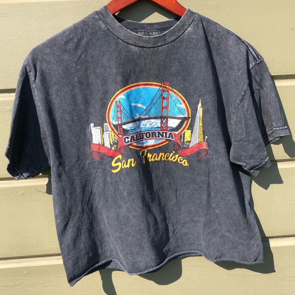 Cropped San Francisco Graphic Tee